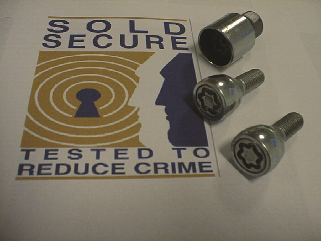 Milenco Caravan/Motorhome Bailey Locking Wheel Nuts (Pack of 2) (D'D