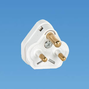 PowerPart PO914 – 2 amp Plastic Plug – White